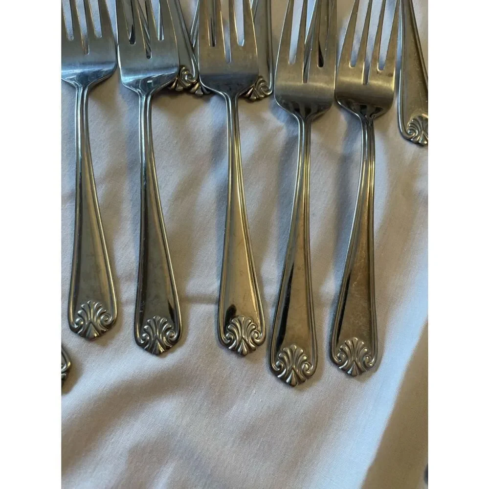 Cambridge Stainless SHELL Pattern Flatware Set/Pieces